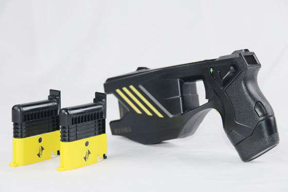 comprar HUSHA TX200P Double Shots Pistola de atordoamento com IP57 impermeável e 55KV de tensão de saída para aplicação da lei Fabricação em linha